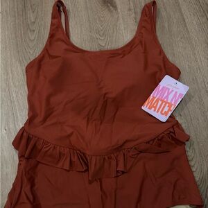 Kortni jeane L amber brown one piece